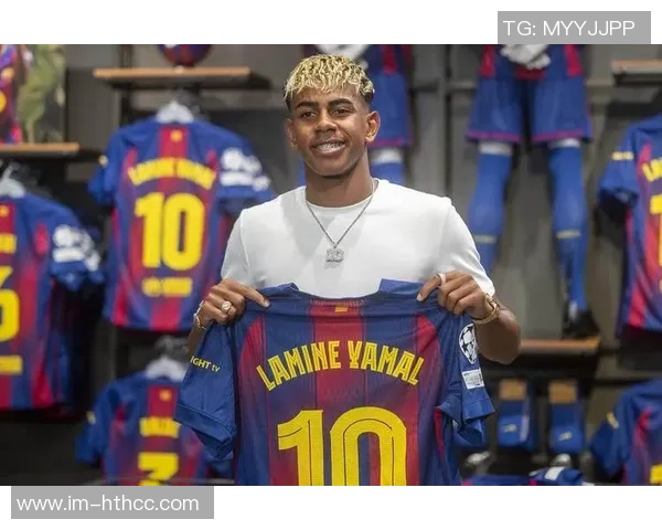 里瓦尔多分享范戴克球衣感慨荣幸收获世界最佳后卫的赠礼